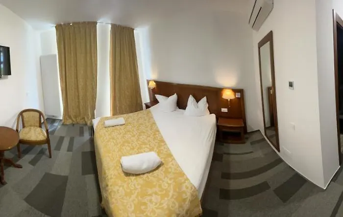 Pensiunea View Cluj, Panorama Superba, Liniste In Natura, Acces Rapid La Oras Pensión