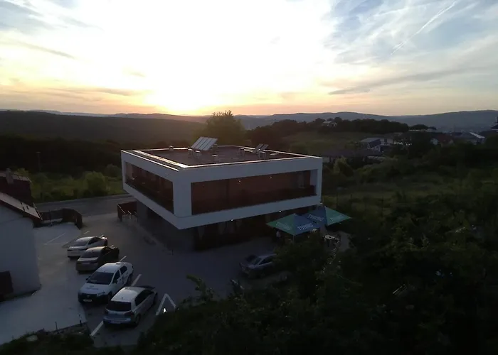 Pensiunea View Cluj, Panorama Superba, Liniste In Natura, Acces Rapid La Oras